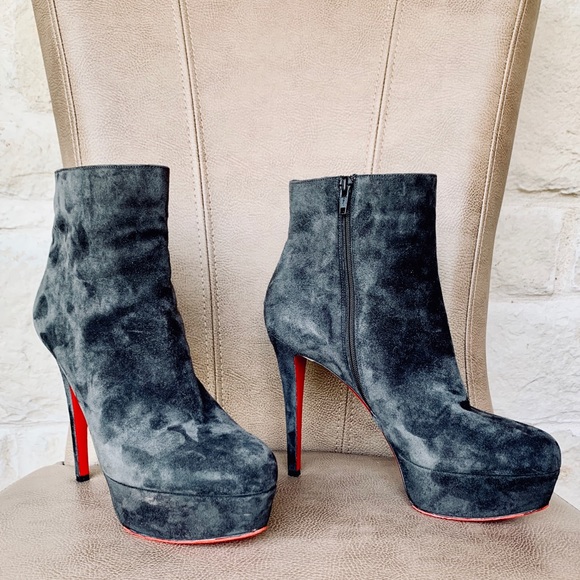 ❌SOLD❌Christian Louboutin Bianca 120 Booty Gray 40